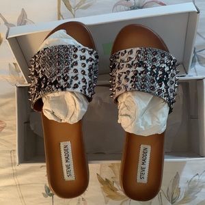 Steve Madden sandals